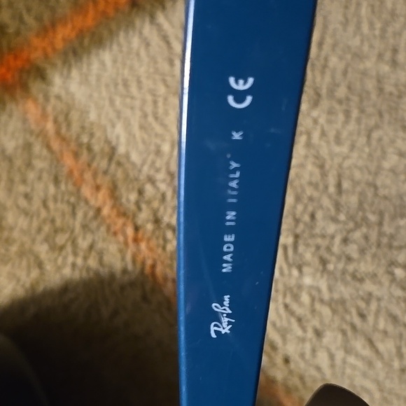 Ray-Ban Wayfarer 2132 - Picture 2 of 6